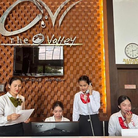 The O Valley Boutique Hotel Сурат-Тхані Екстер'єр фото