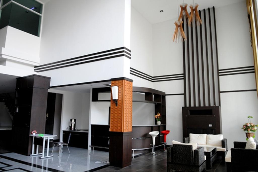 The O Valley Boutique Hotel Сурат-Тхані Екстер'єр фото